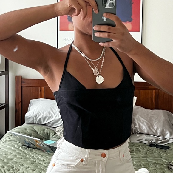 Elegant Black Women's Tank Top - Picture 1 of 3